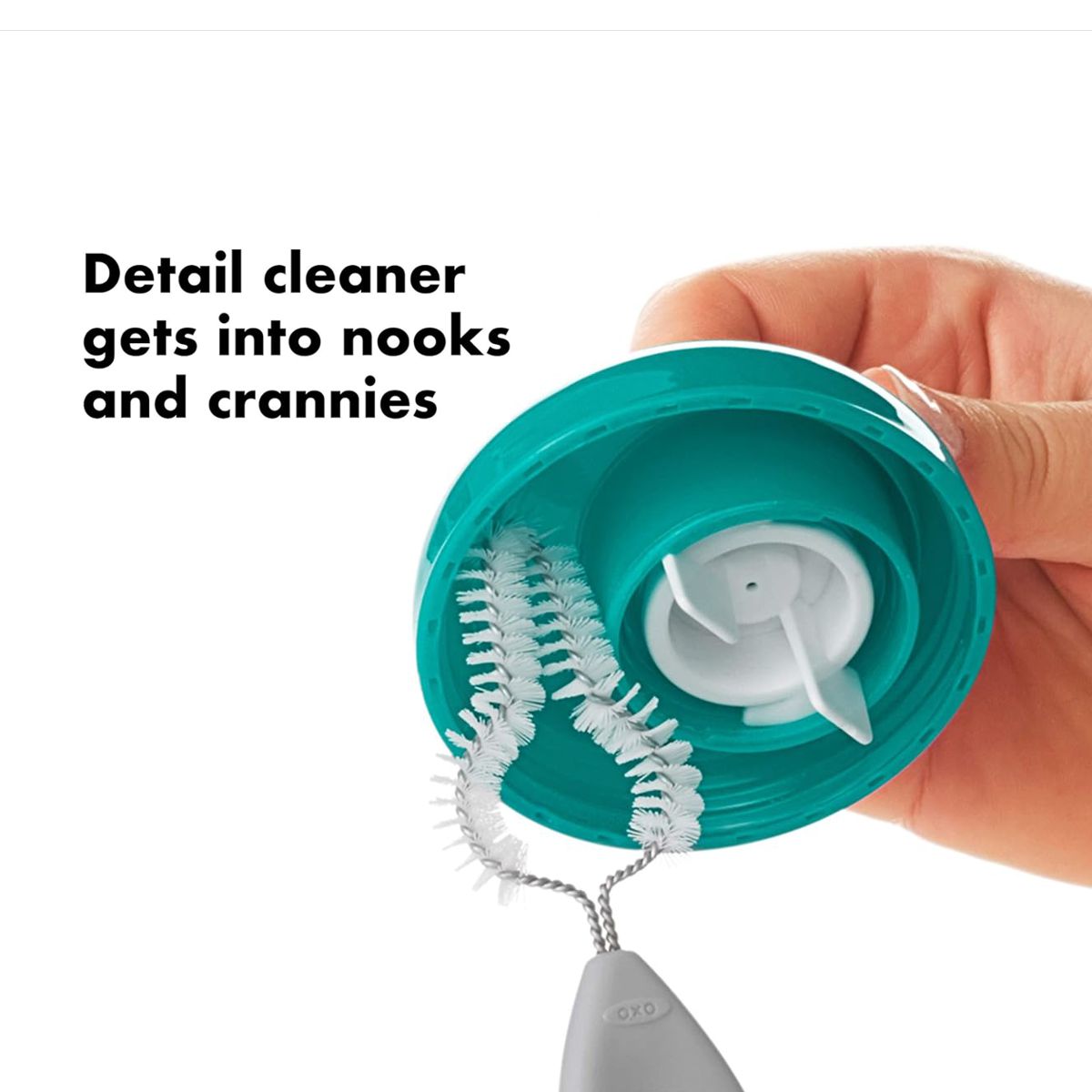 oxo-tot-water-bottle-and-straw-cleaning-set-imag05