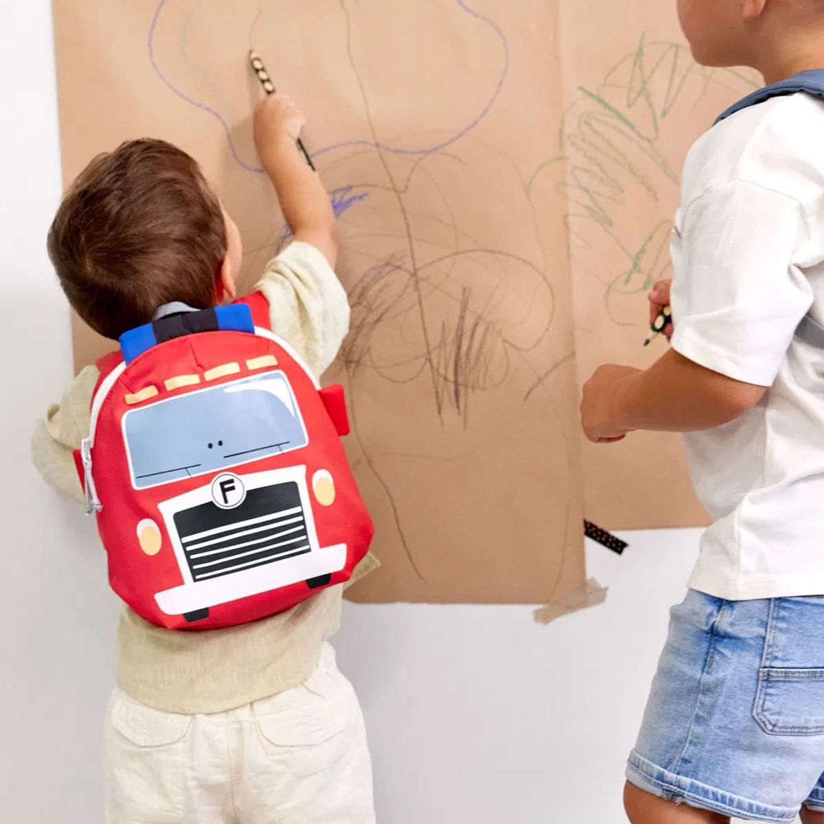 lassig-tiny-backpack-fire-truck-image05