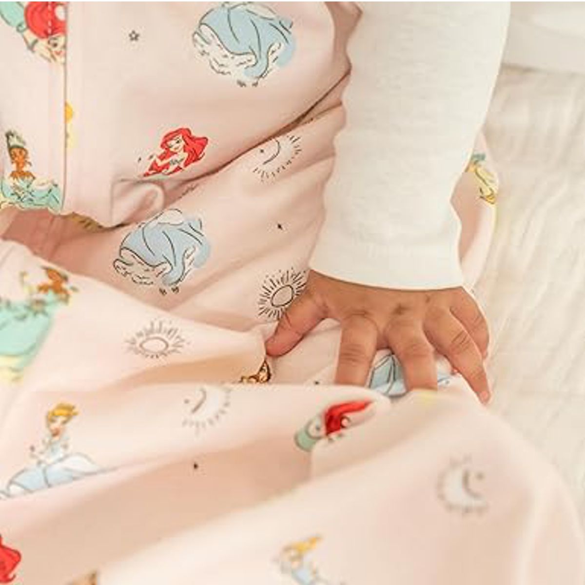 halo-swaddle-disney-princess-image03